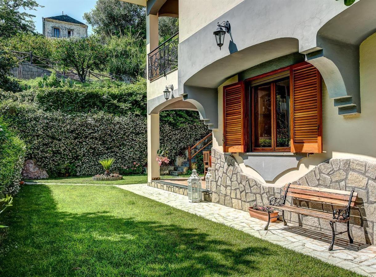 Villa Dei Fiori - Exclusive Villa With Garden In Sorrento Coast Vico Equense Zewnętrze zdjęcie