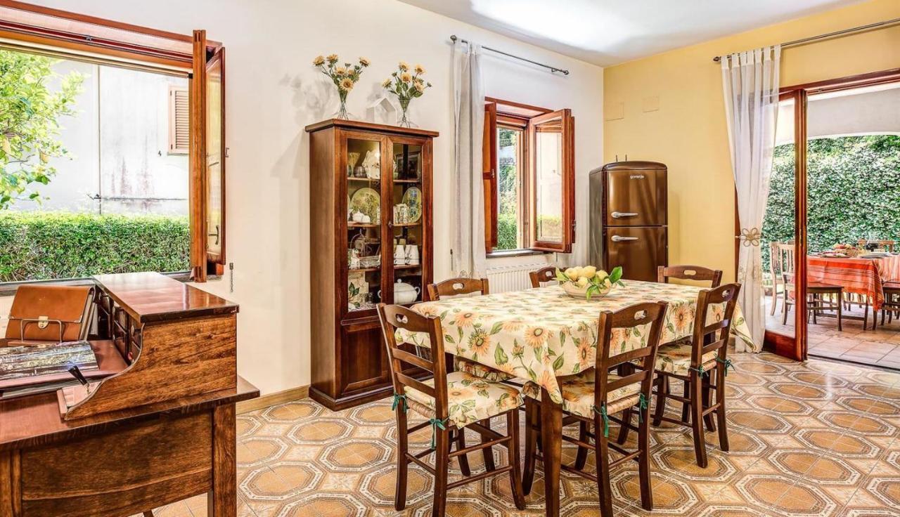 Villa Dei Fiori - Exclusive Villa With Garden In Sorrento Coast Vico Equense Zewnętrze zdjęcie