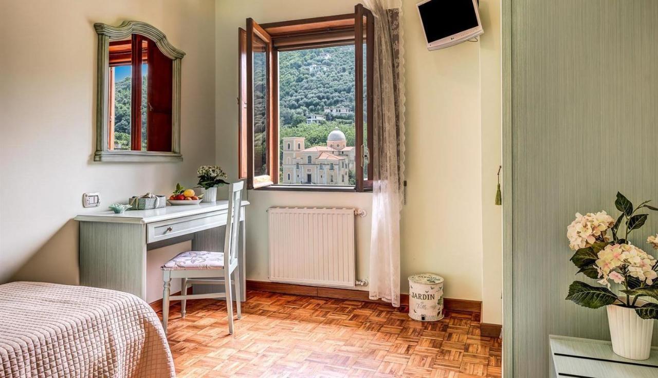 Villa Dei Fiori - Exclusive Villa With Garden In Sorrento Coast Vico Equense Zewnętrze zdjęcie